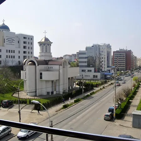 Ξενοδοχείο Delaf Κλουζ-Ναπόκα