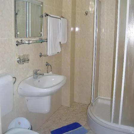 Ξενοδοχείο Delaf Κλουζ-Ναπόκα